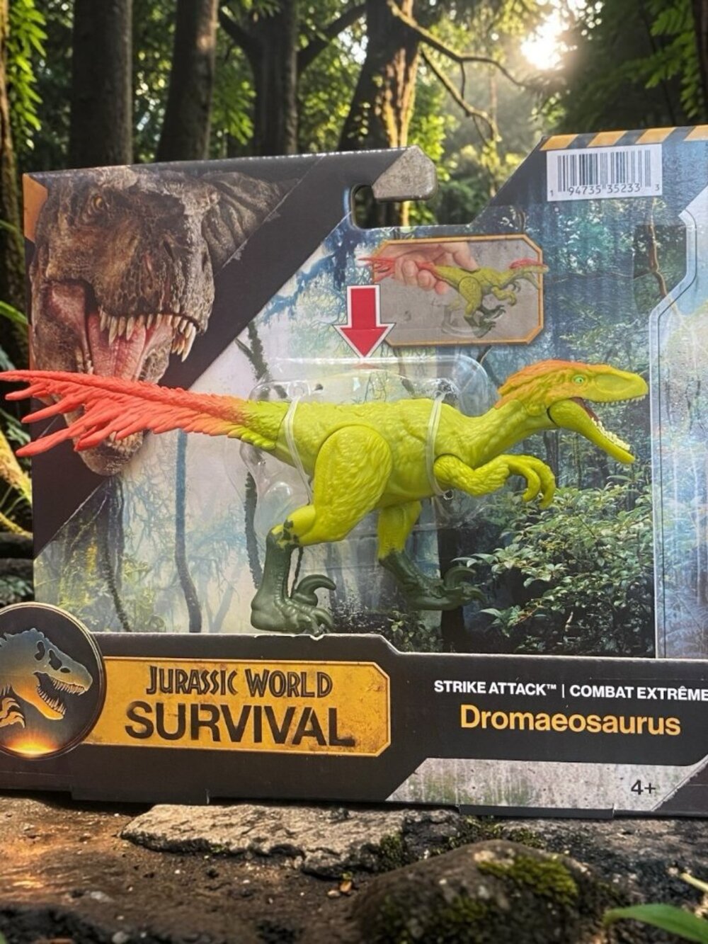 Jurassic World Survival Strike Attack Dromaeosaurus Action Figure